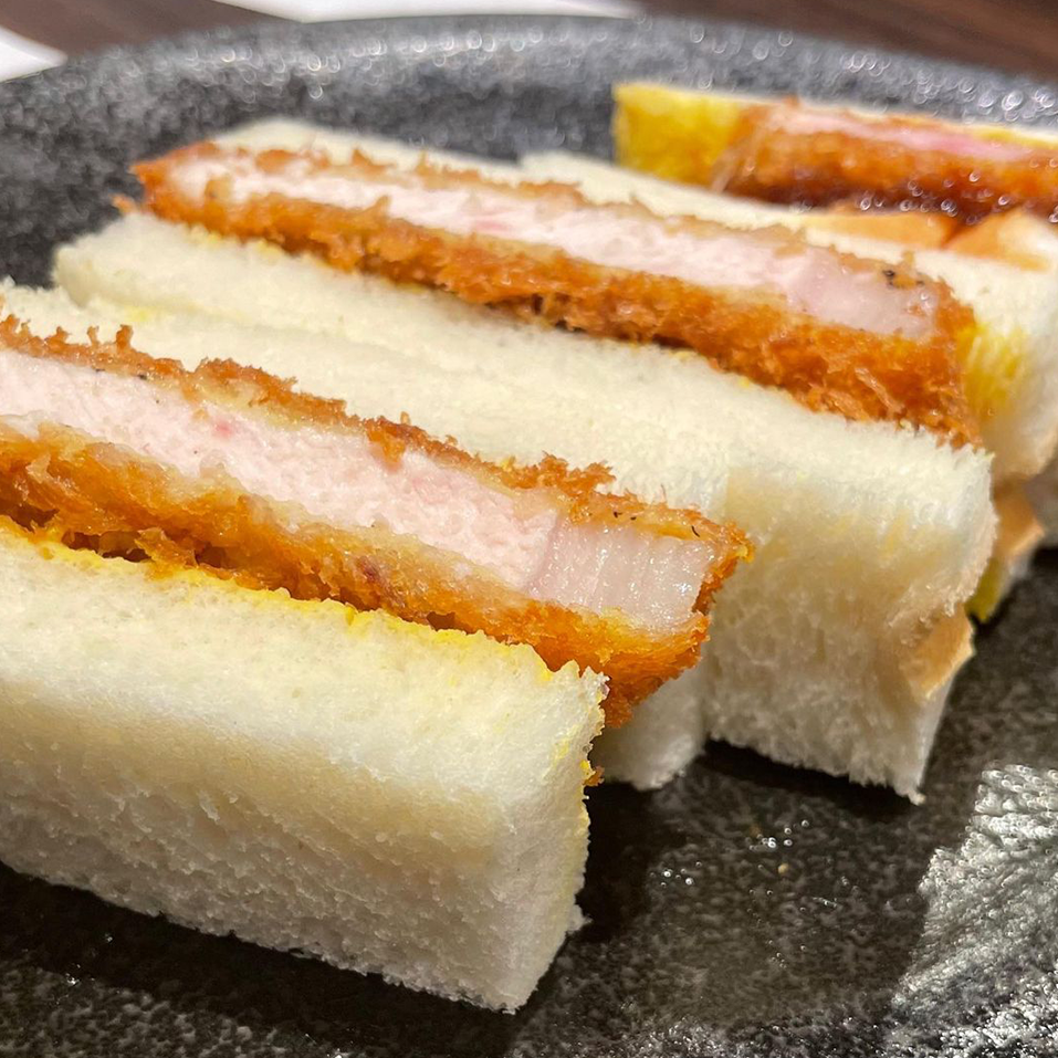 とんかつ佐藤とんかつカツサンド800円