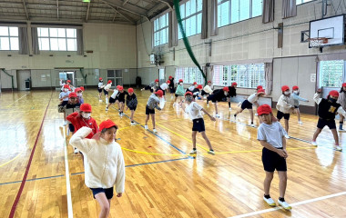 普及No.136【オリパラ事業】三島市立徳倉小学校にてドッジボールラリー(投力アップ)を実施いたしました