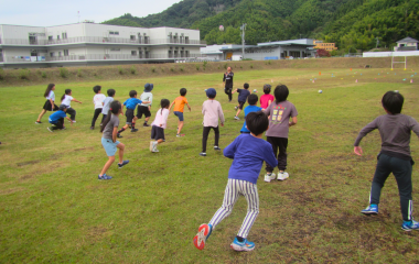 【ホストエリア活動】令和7年度静岡市ふれあい健康増進館ゆ・ら・ら ラグビー教室にてラグビー体験を実施しました