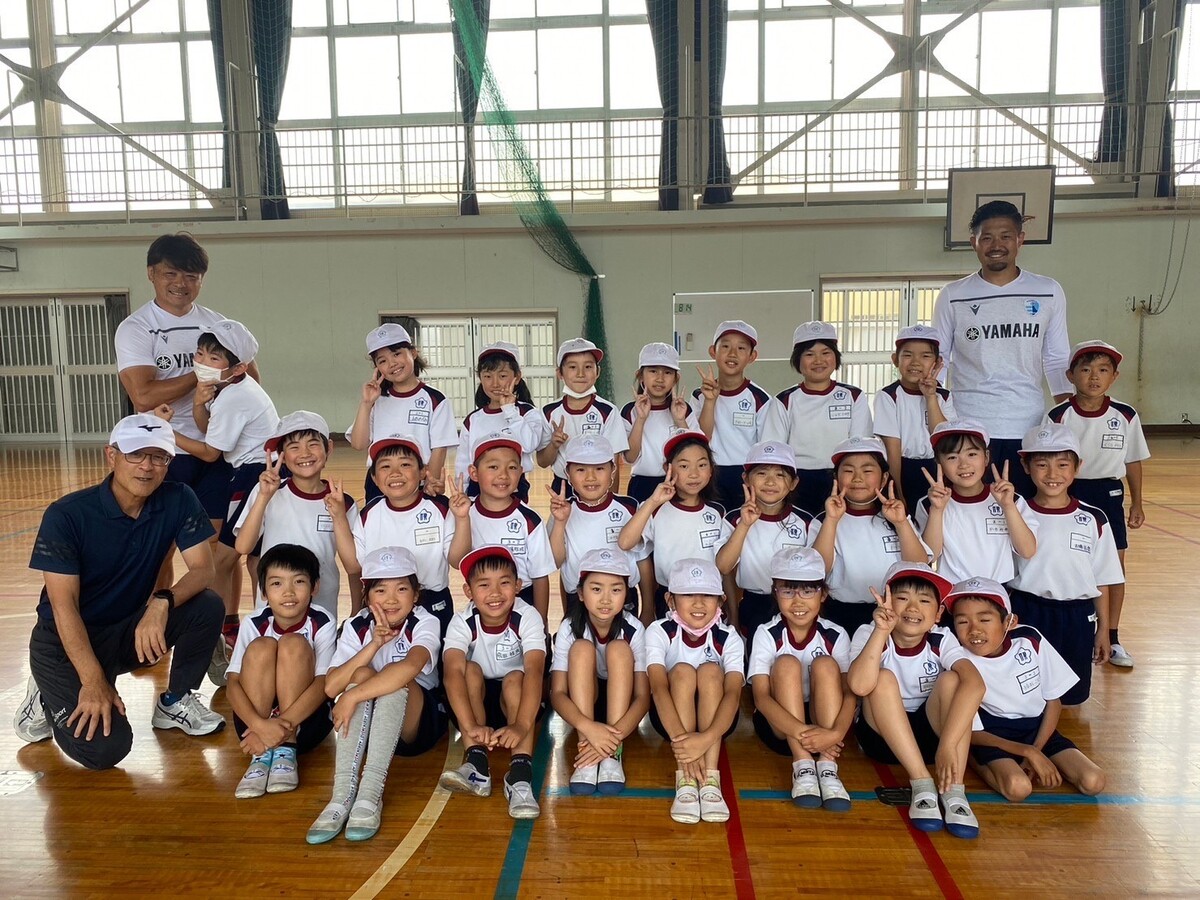 普及No.22【REVSキャラバン】浜松市立伊佐見小学校にてタグラグビー教室を実施いたしました