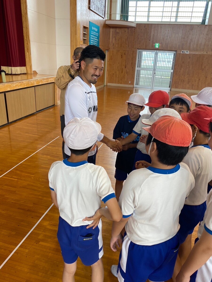 普及No.24【REVSキャラバン】袋井市立浅羽南小学校にてラグビー体験を実施いたしました