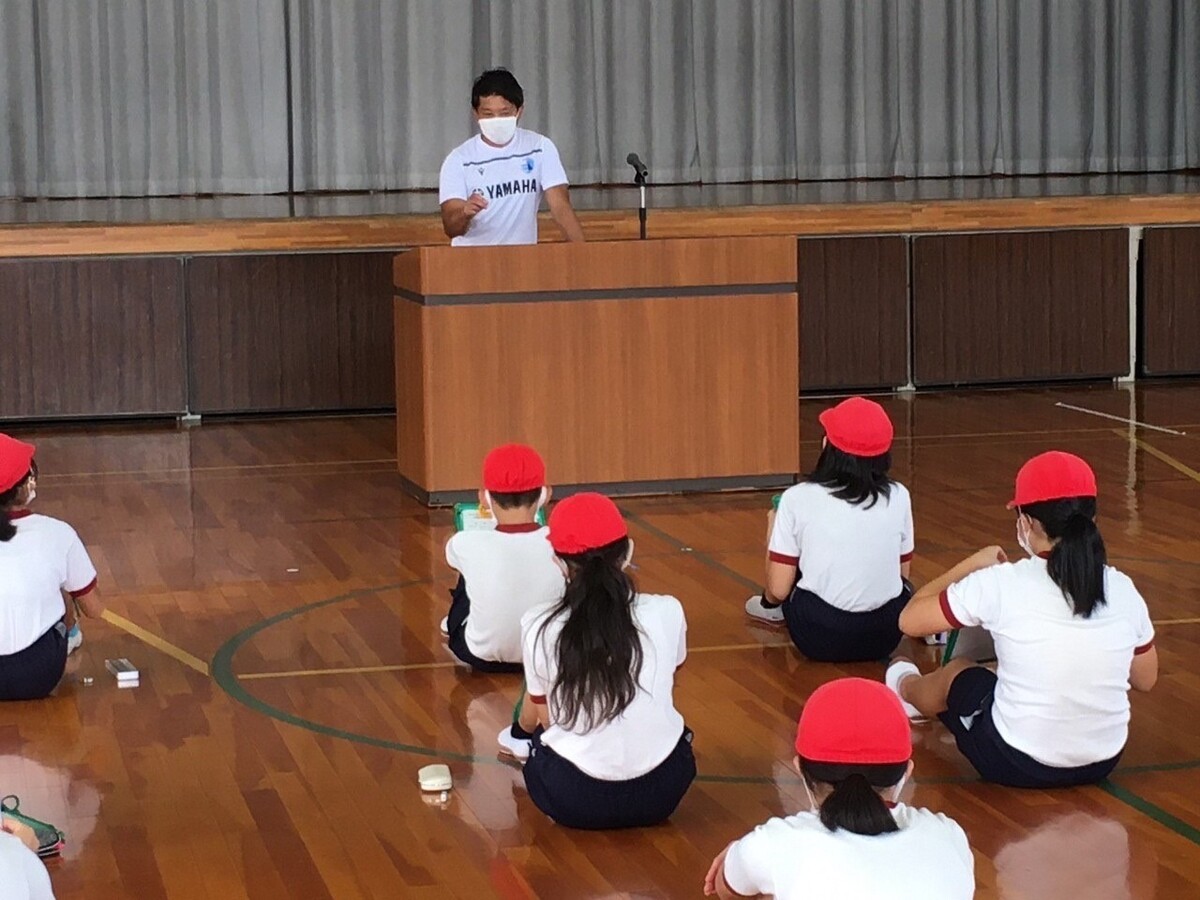【トップアスリート連携事業】浜松市立北浜東小学校でラグビー体験会、講演会を実施しました