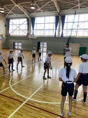 普及No.38【REVSキャラバン】浜松市立萩丘小学校にてタグラグビー教室を実施いたしました